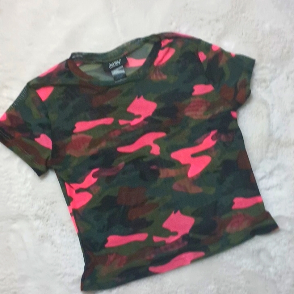 Super cute crop top